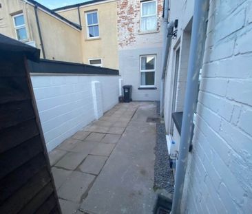 Weston-super-Mare, North Somerset - Photo 5