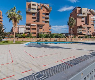 Piso de alquiler en Avda. Federico Garcia Lorca - Nueva Estación Au... - Photo 4