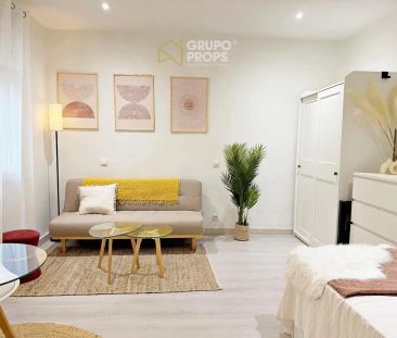 Apartamento de alquiler en Calle Meson de Paredes, Embajadores - La... - Photo 5