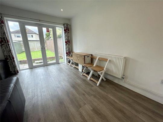 5 bedroom detached house to rent - Photo 1