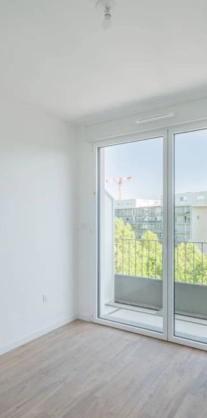 Rental Apartment Bordeaux Saint-Jean - Photo 1