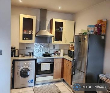1 bedroom flat to rent - Photo 4
