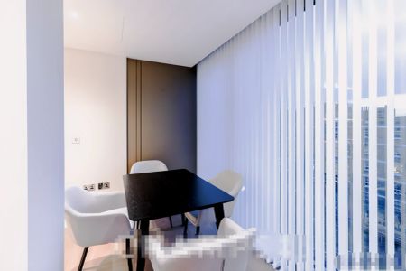 1 Bedroom 1 Bathroom Flat 37 - Photo 2