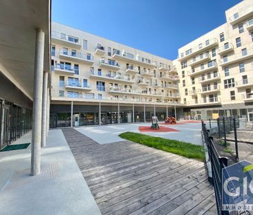 A LOUER F3 RECENT AVEC BALCON TERRASSE ET PARKING - RESIDENCE LE PA... - Photo 2