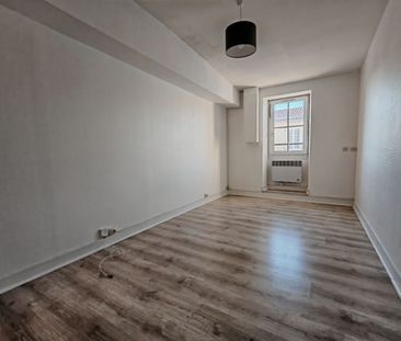 Location Appartement 3 pièces 53m² - Photo 1