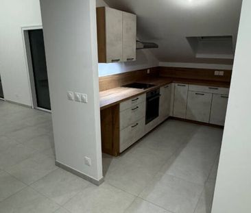 F3-RESIDENCE NEUVE - CUISINE EQUIPEE - PARKING AERIEN - Photo 4