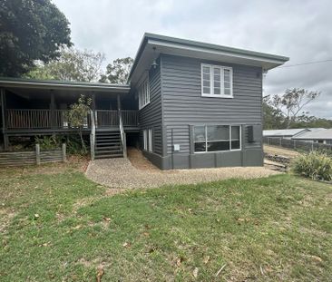 HIDDEN GEM IN SOUTH GLADSTONE WITH OCEAN VIEW - Photo 5