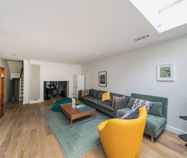 4 bedroom flat to rent - Photo 3