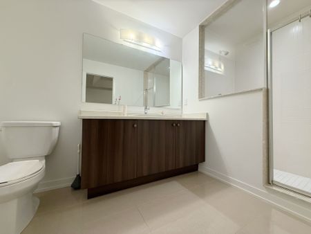 For Lease - 314 Clay Stones Street, Newmarket, Ontario - Photo 2