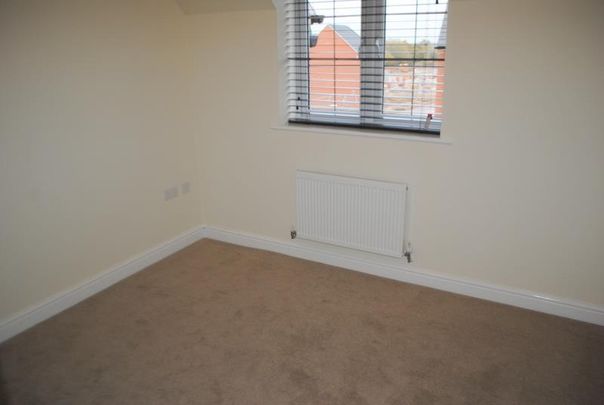 2 bedroom semi-detached house to rent - Photo 1