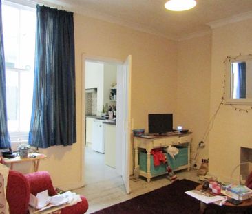 Princes Street - Photo 1