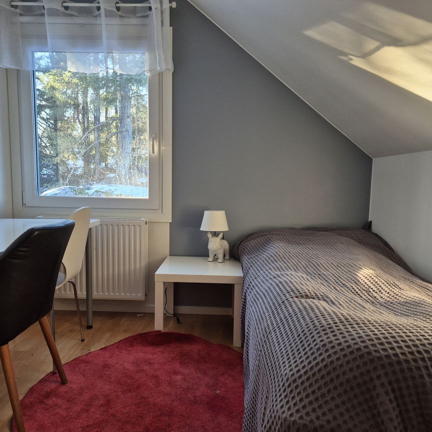 Majgårdsvägen, Huddinge - Foto 1