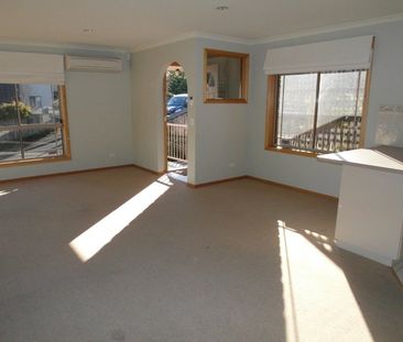 1A Clunie Close LINDISFARNE - Photo 6