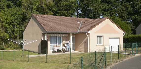 À VRIGNE AUX BOIS - Photo 2