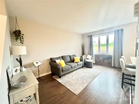 For Lease - 213 BANDELIER Way, Stittsville - Munster - Richmond, Ontario - Photo 2