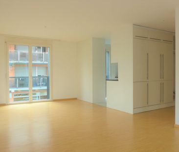 3.5 Zimmer, 81 m², 2. Stock - Foto 3
