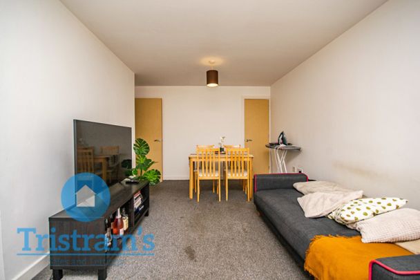 1 bed Apartment for Rent - Photo 1