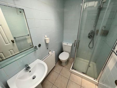 Long Drive, East Acton, London, W3 7PP - Photo 5