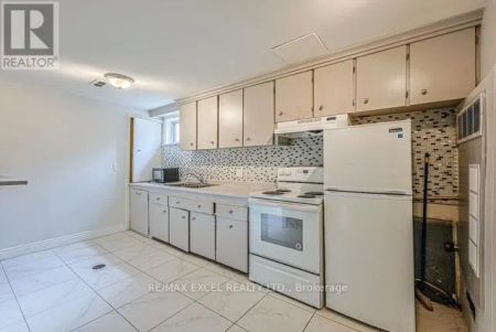 90 FLAMBOROUGH BASEMENT DRIVE E - Photo 5