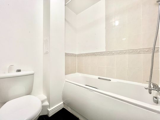 1 Bed Flat, Central House, E15 - Photo 1