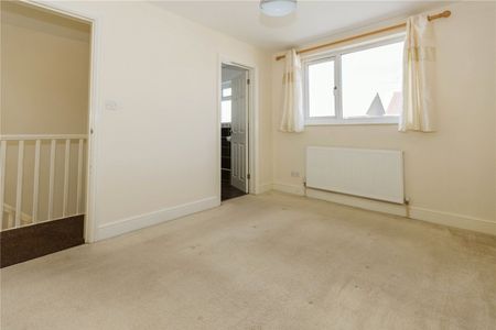 Kingsholme Road, - Photo 3