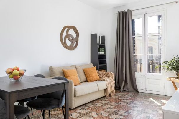 Carrer de València, Barcelona, Catalonia 08009 - Photo 1