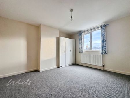 3 bedroom maisonette to rent - Photo 3