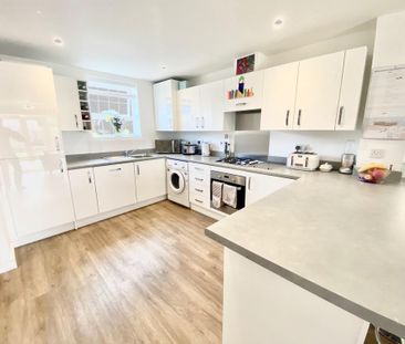 3 bedroom semi-detached house to rent - Photo 6