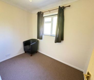 4 bedroom detached house to rent - Photo 5