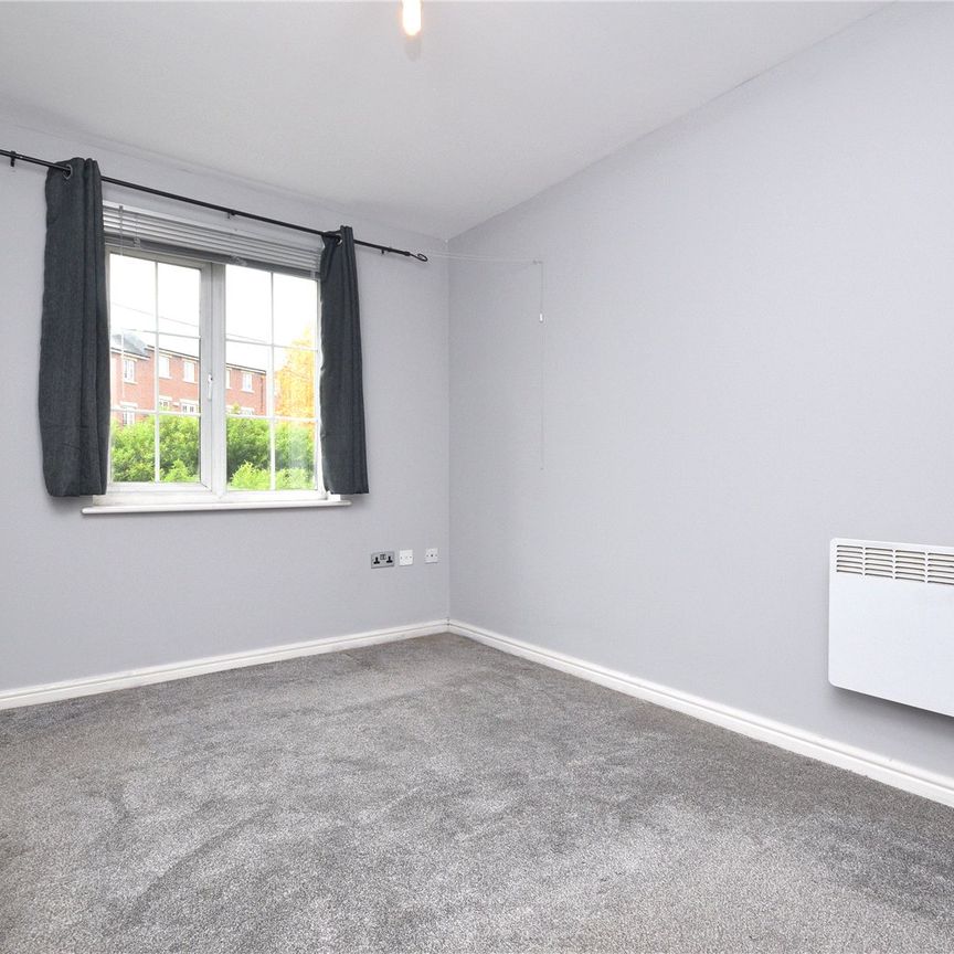 6, New Forest Way, Leeds, West Yorkshire, LS10 4GH - Photo 1