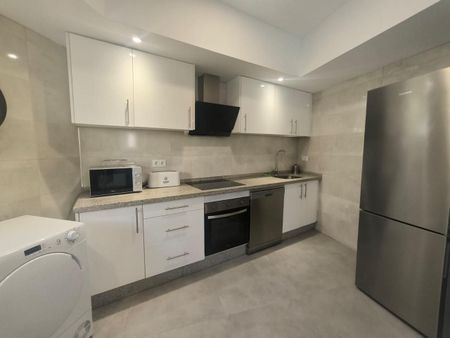 Planta baja de alquiler en La Fragata, Puerto Marina - Photo 3