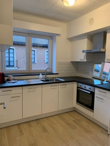 Appartement te huur - Foto 4