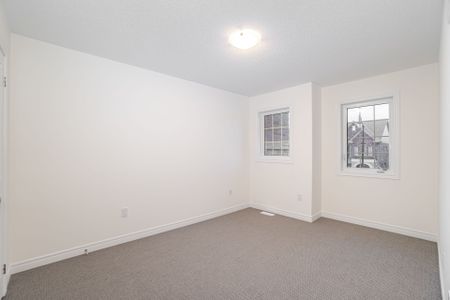 For Lease - 10 Gosset Road, Brampton, Ontario - Photo 5