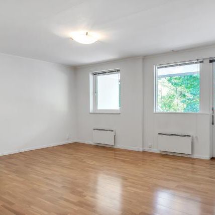 VILLA UTHYRES I STOCKSUND - Foto 1