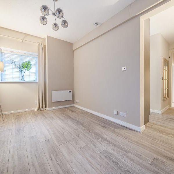 1 bedroom apartment to rent - Photo 1