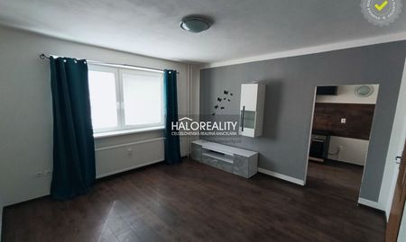 HALO reality - Prenájom, jednoizbový byt Valaská - Fotografia 2
