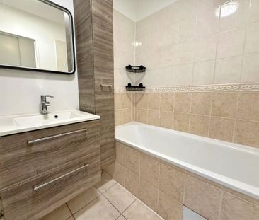 Location Appartement 2 pièces 37m² MARSEILLE 14ème - Photo 6