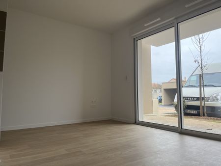 Location Appartement T1 neuf - GIBAUDERIE - Photo 2