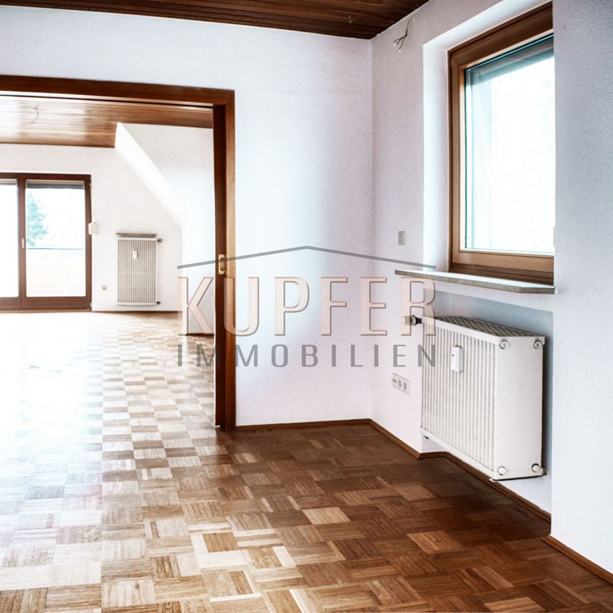 Wohnen mit Flair: Dachgeschosswohnung in bevorzugter Lage! - Photo 1