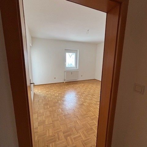 Schöne GARTENWOHNUNG mit 3 Zimmern zu vermieten - Foto 1