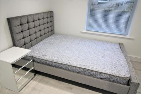 1 bedroom private hall to rent - Photo 4