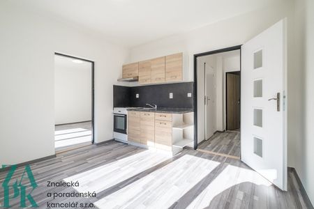 Pronájem bytu 1+1 38 m² - Fotografie 5