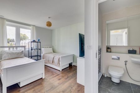 2 bedroom apartment to rent - Photo 5