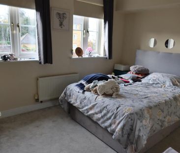 3 bedroom terraced house to rent - Photo 5