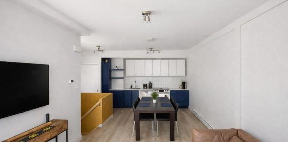 Spacieux 3 chambres rénové – 2299 $ – Disponible dès maintenant – Électros / Spacious Renovated 3-Bedroom – $2299 – Appliances - Photo 2