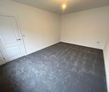 4 bedroom property to rent - Photo 2