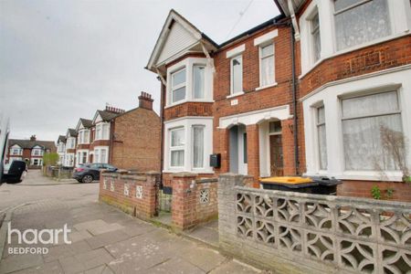 5 bedroom end of terrace house to rent - Photo 5