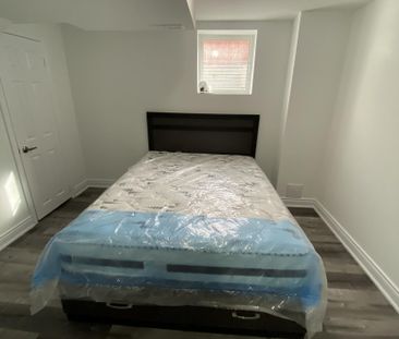 For Lease - 83 Commodore Drive Unit# 1, Brampton, Ontario - Photo 2