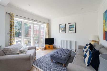 4 bedroom detached bungalow to rent - Photo 3
