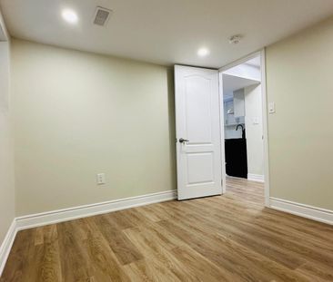 For Lease - 290 WOODBINE Avenue Unit# Lower, Kitchener, Ontario - Photo 6